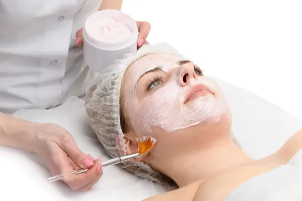 Acid peel treatment at NL Clinic in Katowice