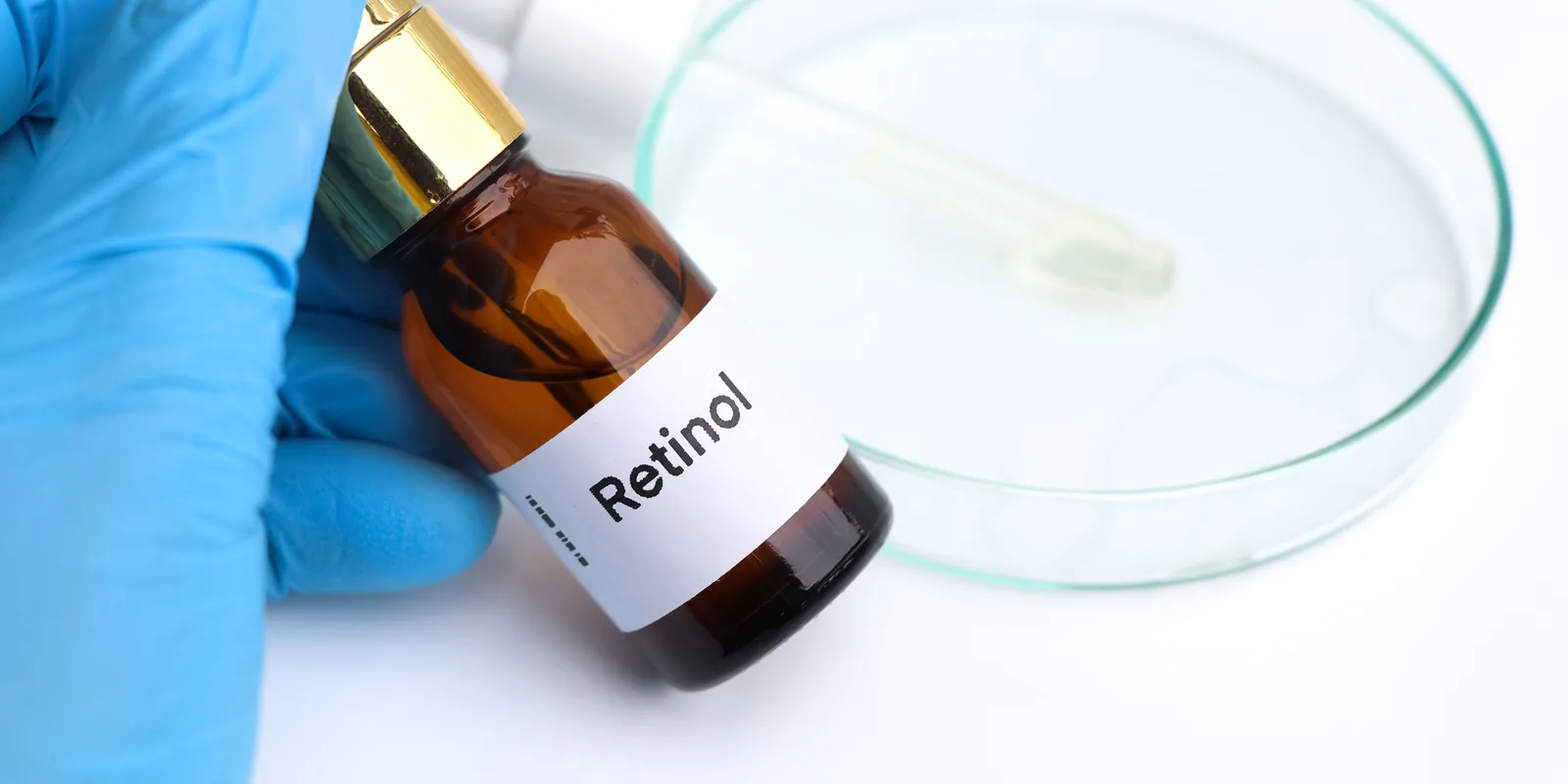 Preparations with vitamin A derivatives used in the practice